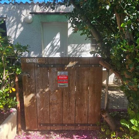Studio En Camargue Арль Экстерьер фото